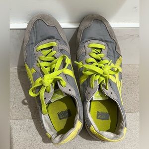 ASICS onitsuka Tiger Womens size 9